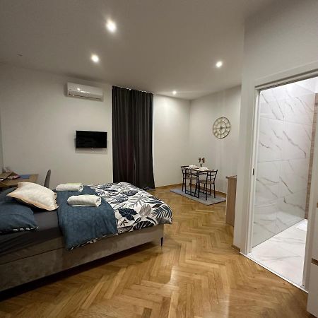 Studio Apartment Fiorello I Fiume Kültér fotó